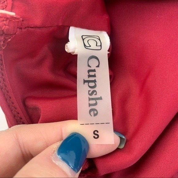 CUPSHE Red Strappy Crisscross Front Bikini Swimwear‎ Top - Picture 9 of 10